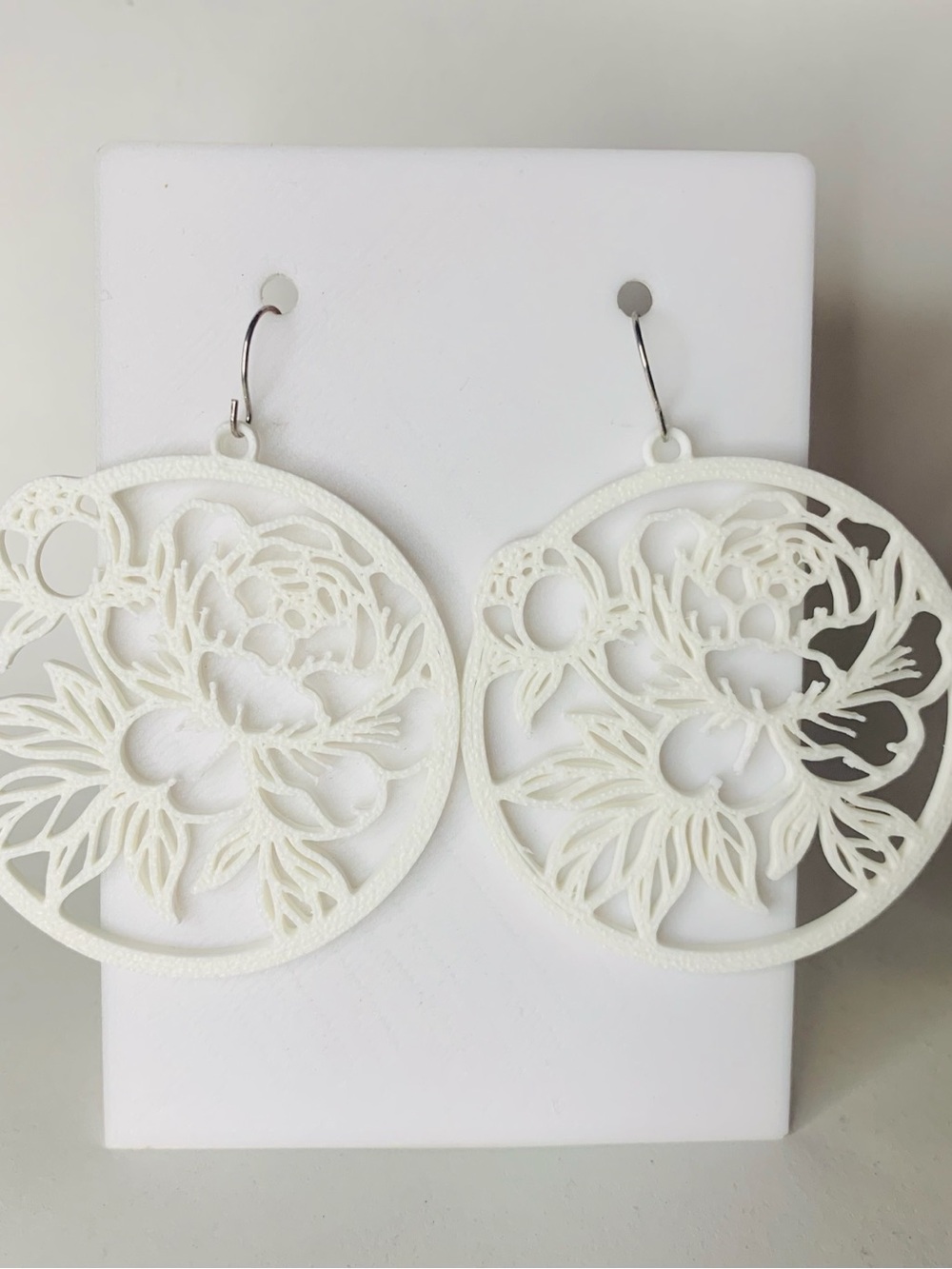 White Floral Filigree Drop Earrings - Women Jewelry